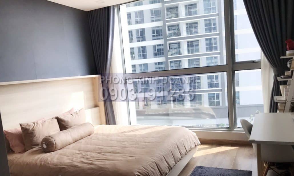 Căn hộ bán Vinhomes Central Park lầu 4 Park 1 nội thất 4 phòng ngủ view sông