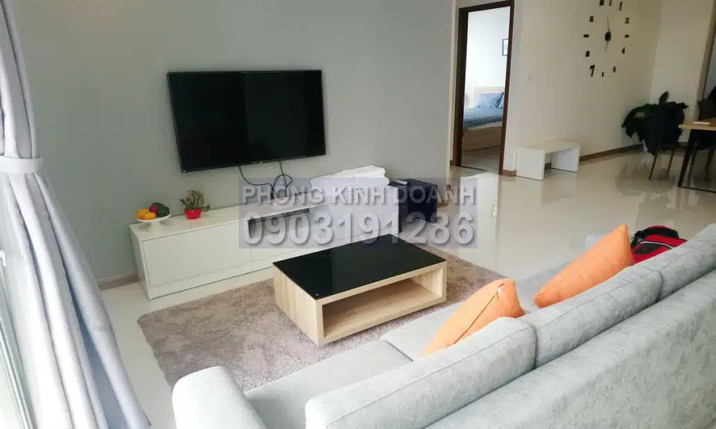 Cho thuê căn hộ Vinhomes view sông 4 phòng ngủ tầng 35 L1 nội thất cao cấp