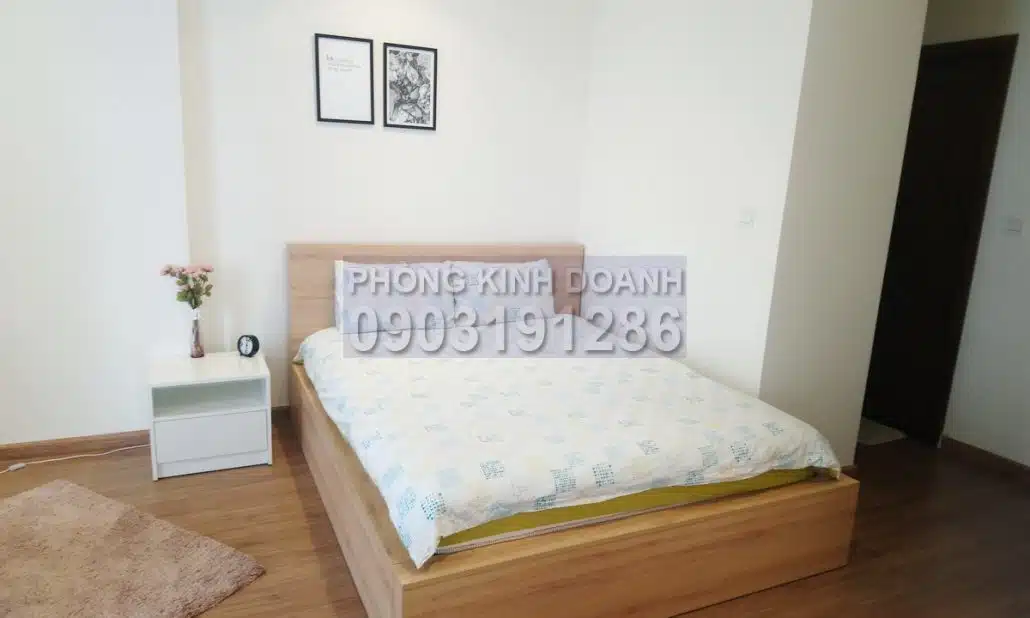 Cho thuê căn hộ Vinhomes view sông 4 phòng ngủ tầng 35 L1 nội thất cao cấp