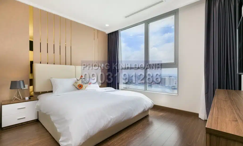 Cho thuê Vinhomes view L81 tầng 36 Landmark 6 full nội thất 4 phòng ngủ