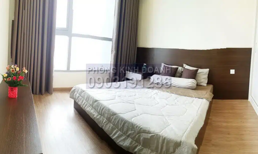 Căn hộ Vinhomes cho thuê lầu 45 L2 nội thất xịn 3 phòng ngủ view city đẹp