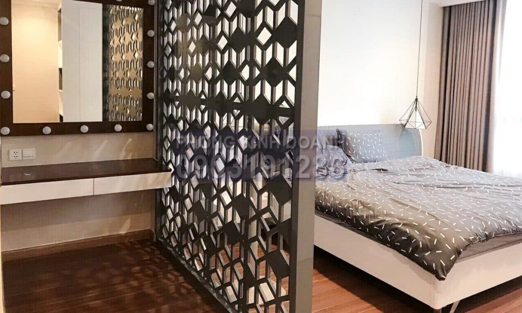 Căn hộ Central Park cho thuê tầng 15 C1 đủ nội thất view sông 4 phòng ngủ