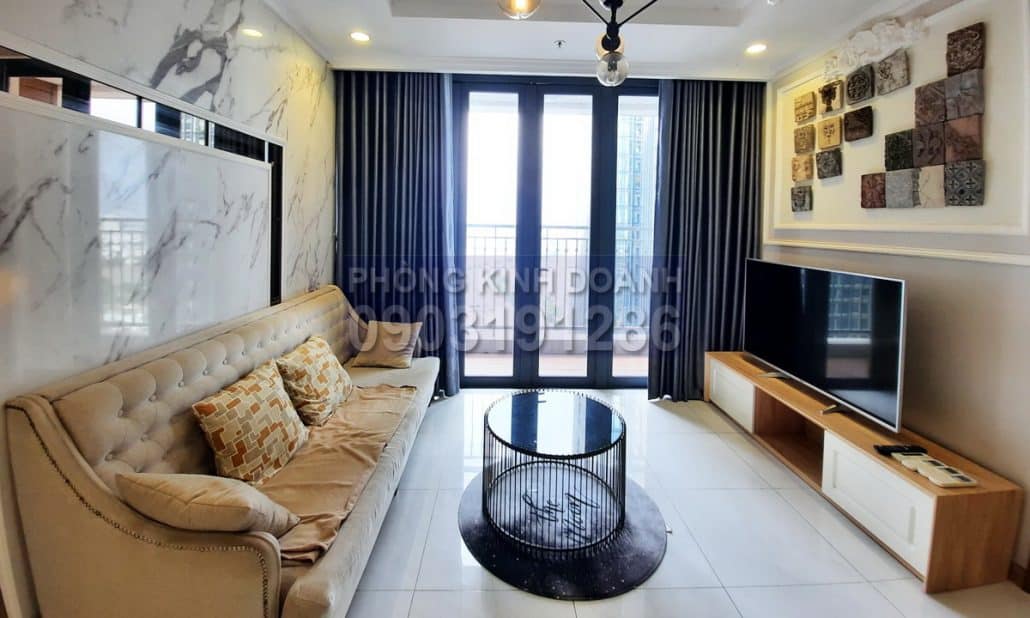 Cho thuê căn hộ 3 phòng Vinhomes tầng 17 Landmark 1 đủ nội thất view L81