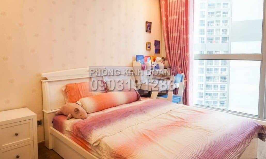 Cho thuê Vinhomes căn hộ 3 phòng ngủ tầng 23 Park 1 nhà đẹp view hồ bơi