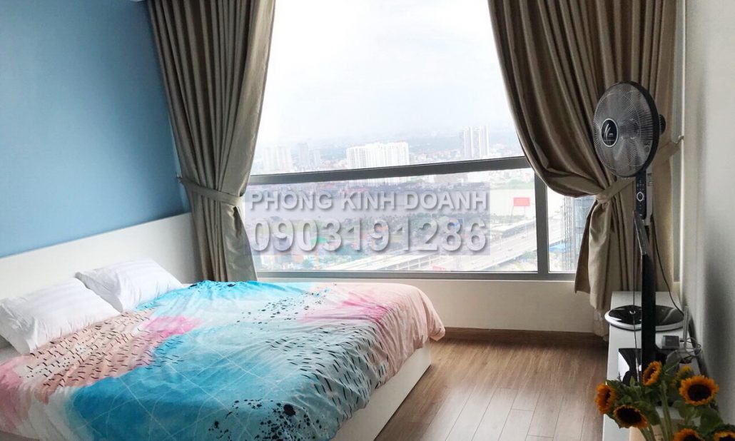 Căn hộ Vinhomes cho thuê view L81 3 phòng tầng 30 Landmark 3 full nội thất