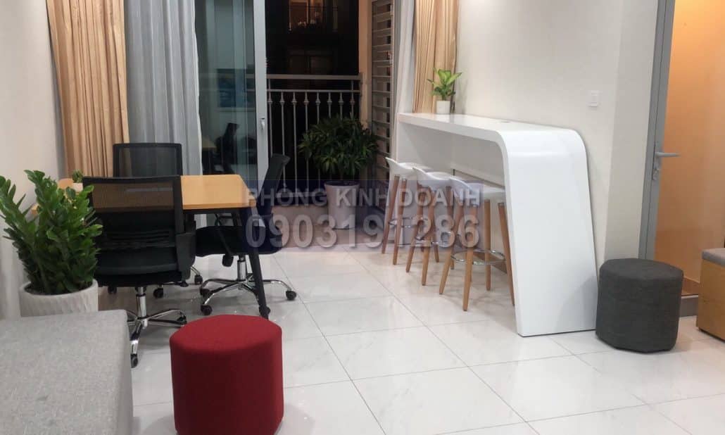 Cho thuê Vinhomes view hồ bơi tầng 3 Landmark 5 nhà trống 2 phòng ngủ