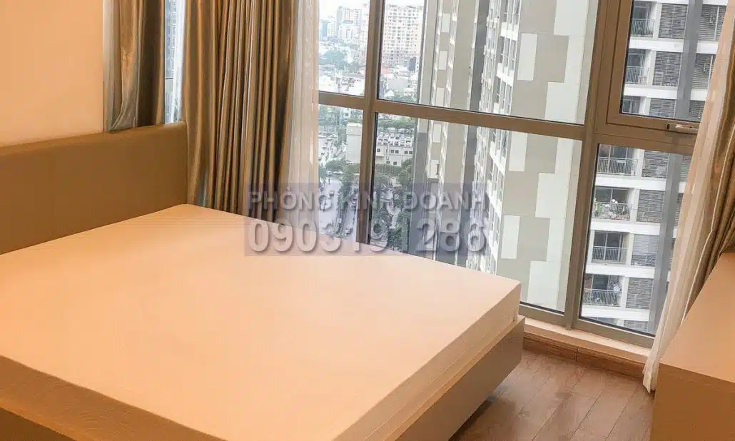 Cho thuê căn hộ Vinhomes view L81 lầu 19 Park 6 nội thất đẹp 2 phòng ngủ