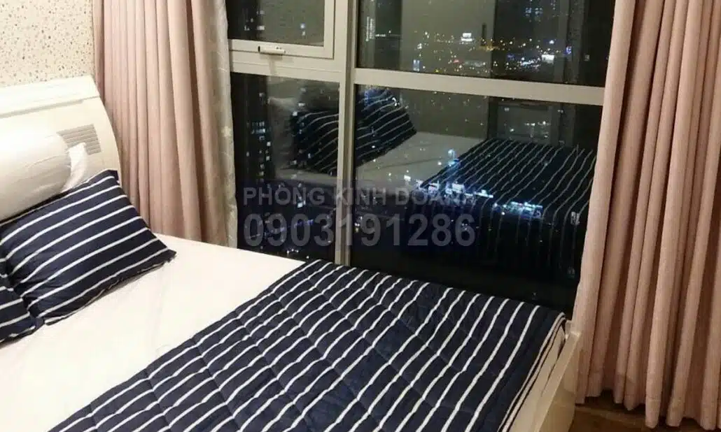 Cho thuê căn hộ Vinhomes view L81 lầu 19 Park 6 nội thất đẹp 2 phòng ngủ