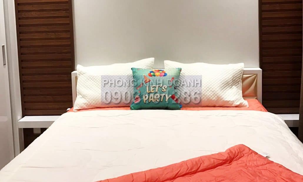 Căn hộ cho thuê Vinhomes 3 phòng ngủ view mát lầu 15 Central 3 đủ nội thất