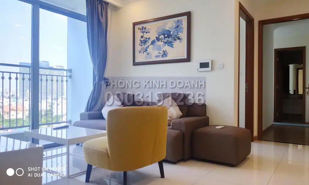 Vinhomes Central Park cho thuê 2 pn thoáng tầng 5 Landmark Plus có nội thất