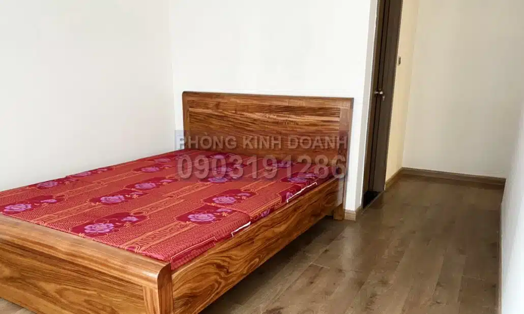 Căn hộ Vinhomes cho thuê view hồ bơi 2 phòng ngủ tầng 9 Park 7 đủ nội thất