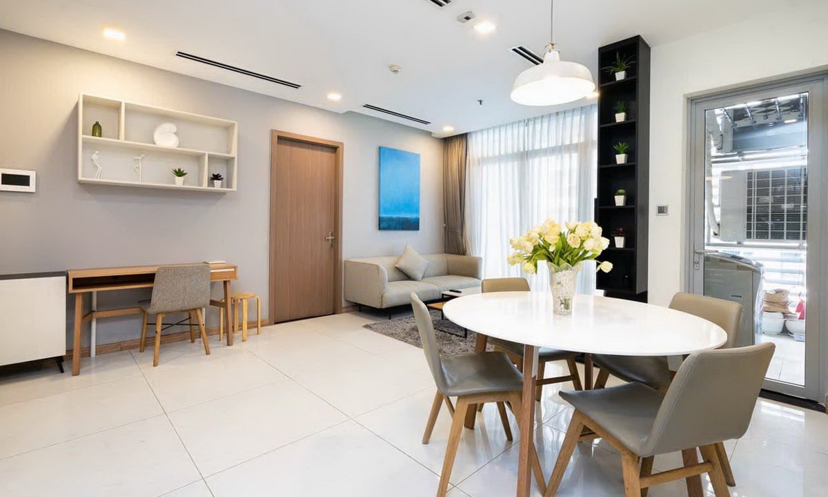 Căn hộ cho thuê Vinhomes 2 phòng ngủ view sông tầng cao Park 1 có nội thất